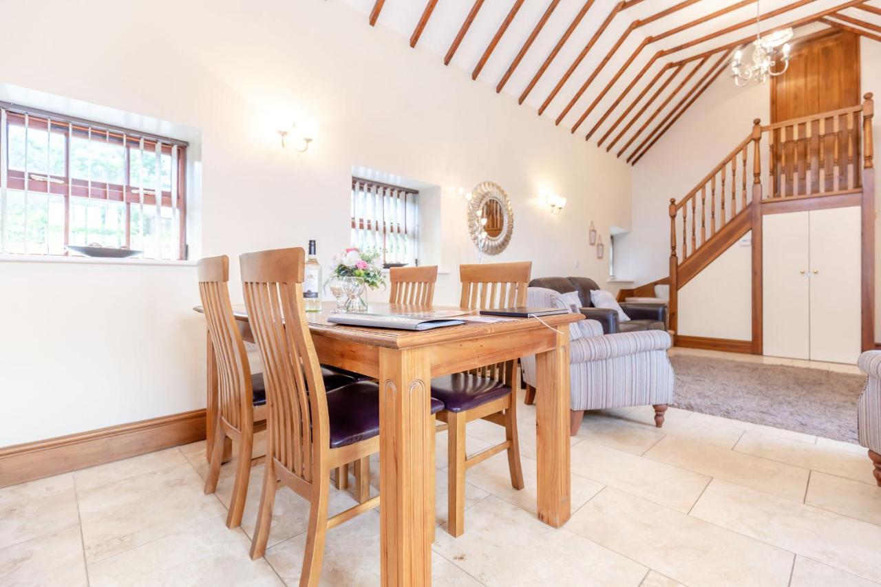 Lanes Barn Villa Glaisdale ภายนอก รูปภาพ