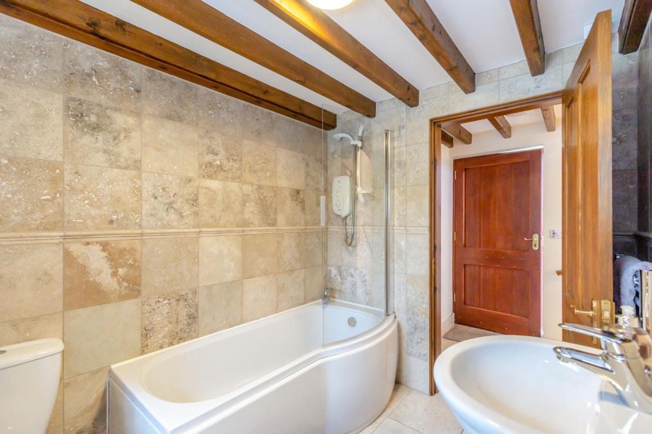 Lanes Barn Villa Glaisdale ภายนอก รูปภาพ